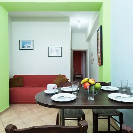 Nikis Kisamos *